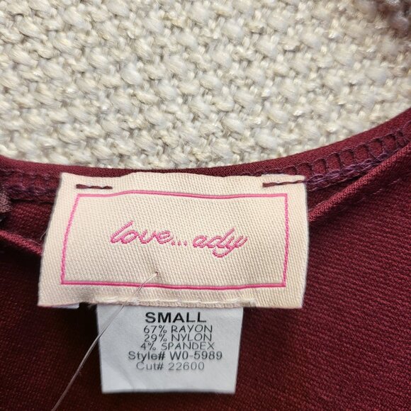 Love...Ady Womens Cranberry Midi Dress Cap Sleeves Fit & Flare Size Small NWT - Picture 3 of 11